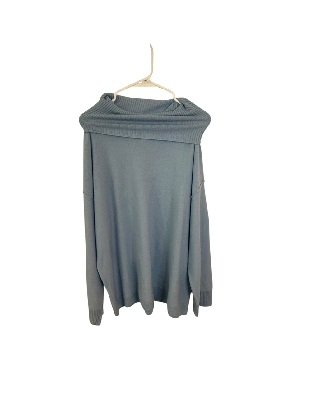 Free people 100% cashmere Slate Blue Funnel Neck Sweater size M